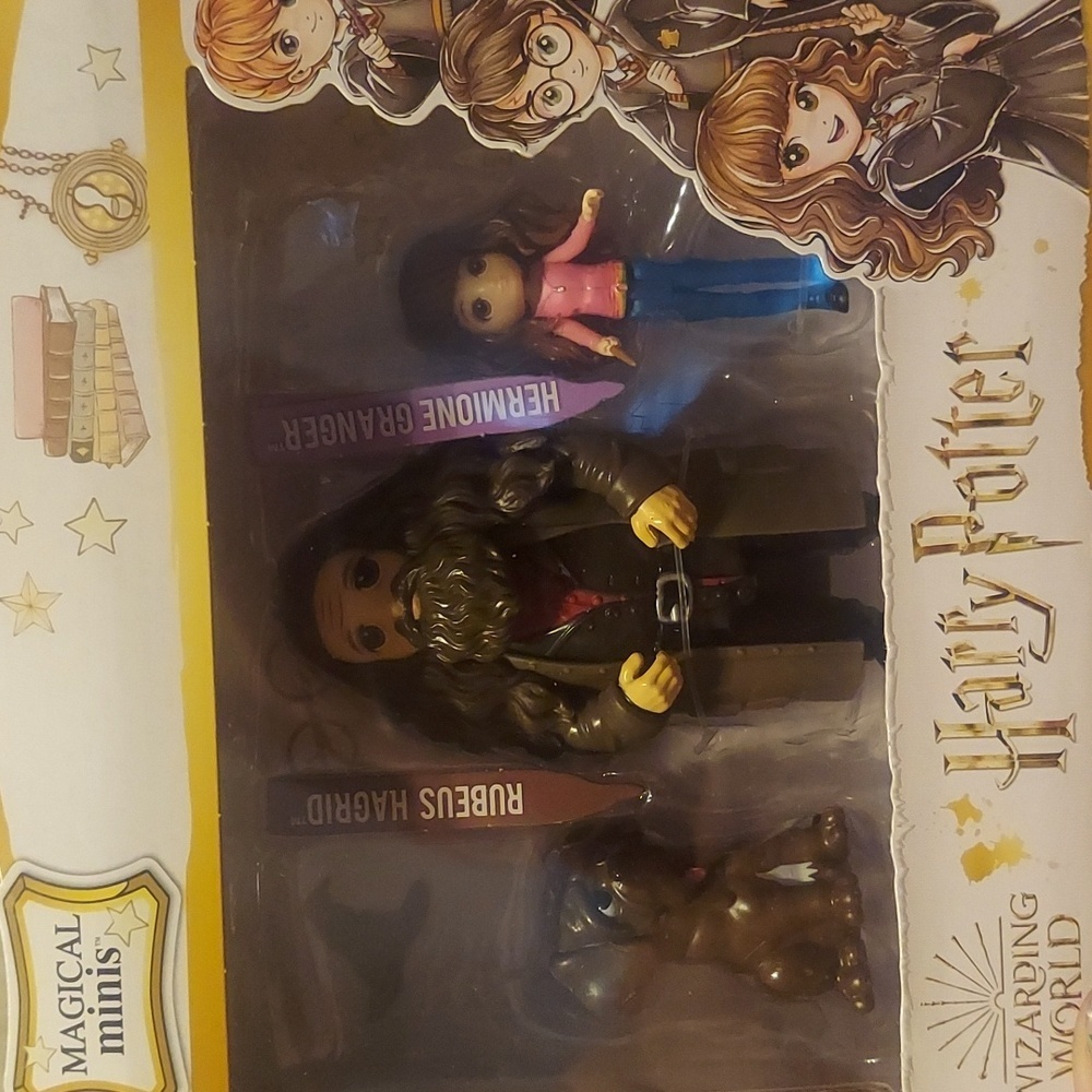 Cutest harry potter merch ever. Magical minis Hermione and rubeus